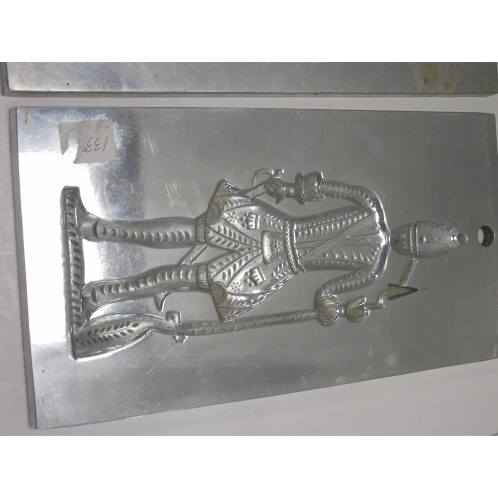 Colonial Williamsburg Virginia Metalcrafters Gingerbread Man Soldier Molds 3pc
